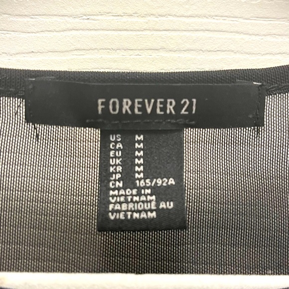 Forever 21 Black and White Optical Illusion Mini Dress with Mesh - Picture 4 of 4